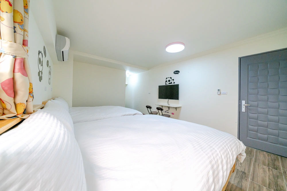 貓熊四人房 Thumbnail 2